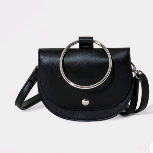 art class Other - Art Class Girl's Ring Top Handle Crossbody Bag BLK